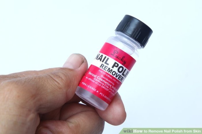 Does nail polish remover help with armpit color