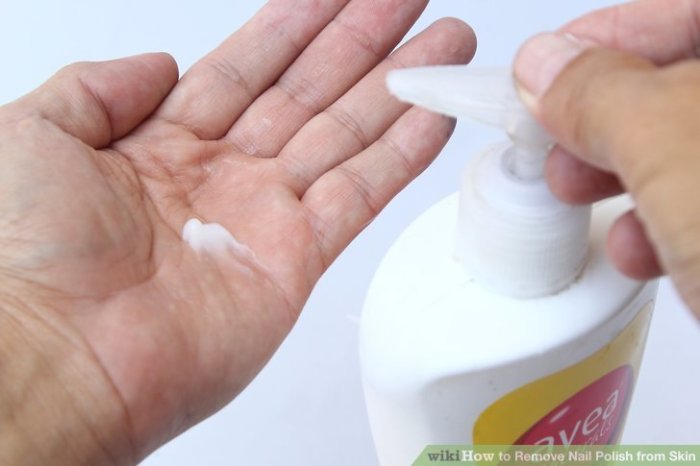 Does nail polish remover help with remove dark armpits